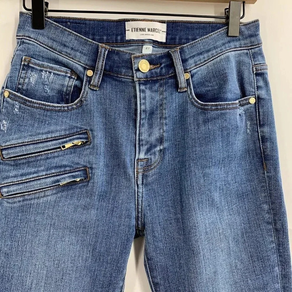 Etienne‎ Marcel Denim Women's Asymmetrical Crop Kick Raw Hem Jeans Size 27 - Picture 5 of 15